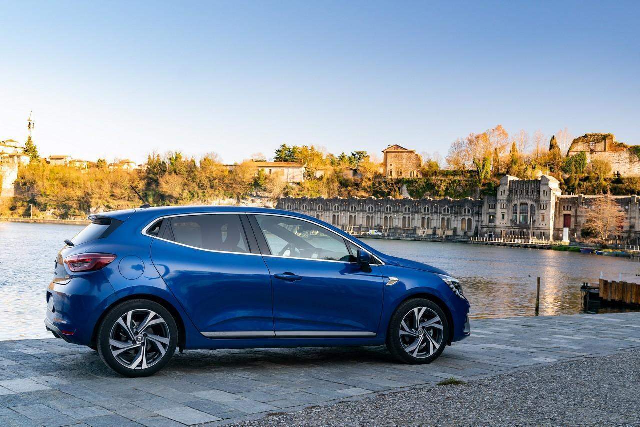 Renault Clio 5 2019: foto, dimensioni, motori, uscita