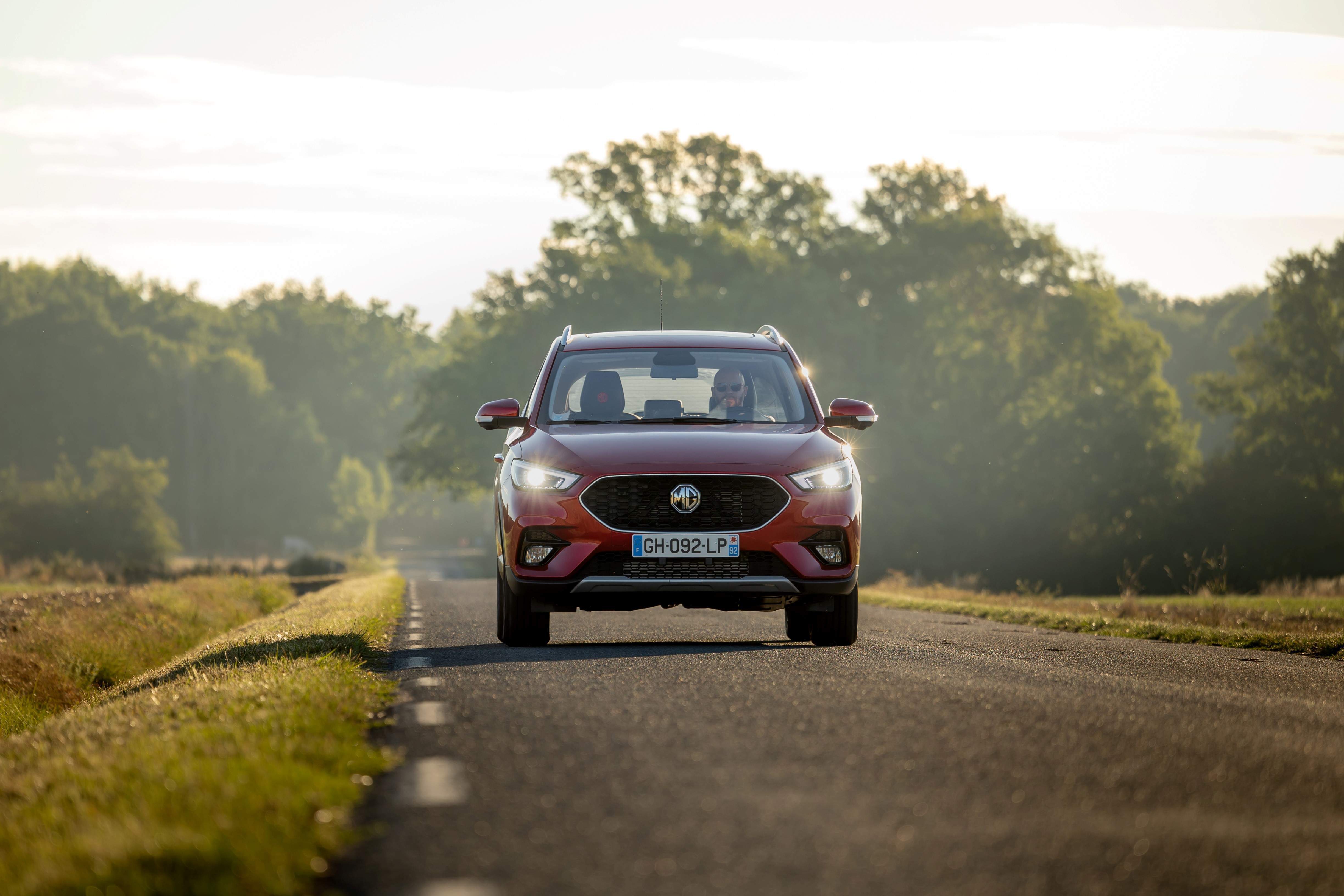 MG ZS esterni 13